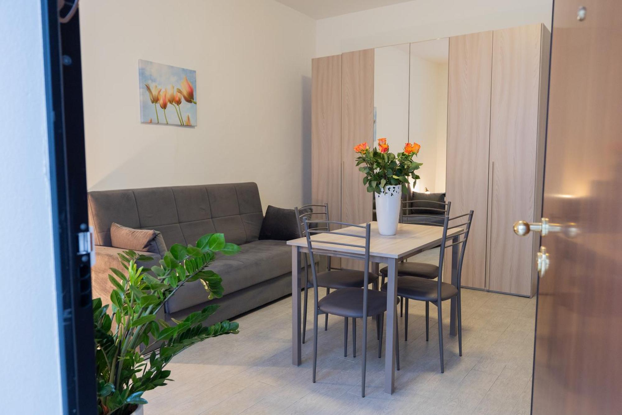 Monolocale Sguizzette Apartment Brescia Exterior photo
