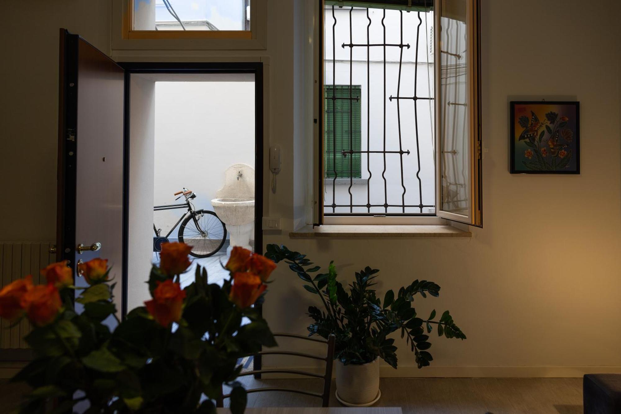 Monolocale Sguizzette Apartment Brescia Exterior photo